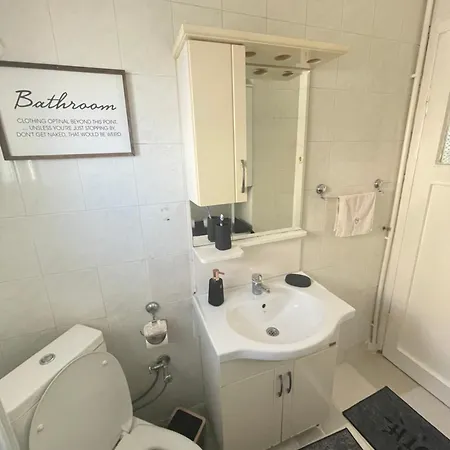 Private In A Shared - Your Modern In Center Of Kadikoy Стамбул